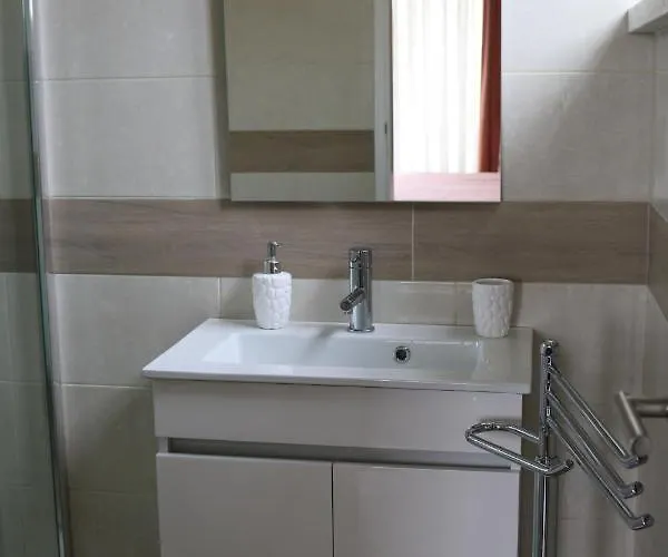 Nyaraló Casa Buzina *