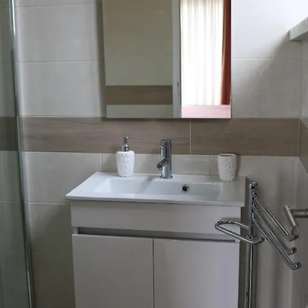 Dom wakacyjny Casa Buzina *