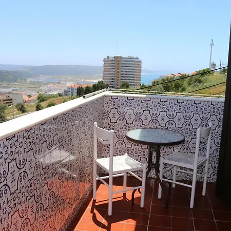 Casa Buzina * ナザレ