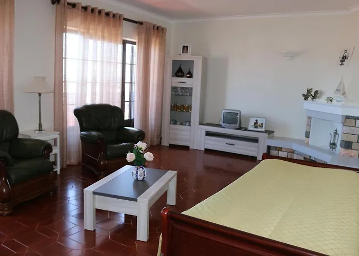 Casa Buzina بيت للعطل